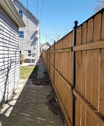 5th image of 1532 S Kilbourn Ave