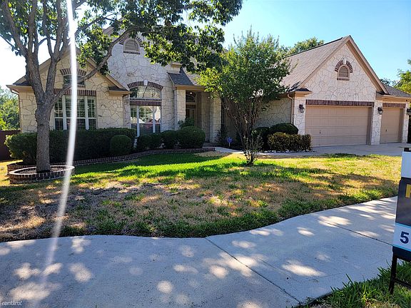 2nd image of 10504 Medinah Greens Dr