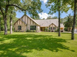 4825 Red Oak Dr, Royse City, TX 75189