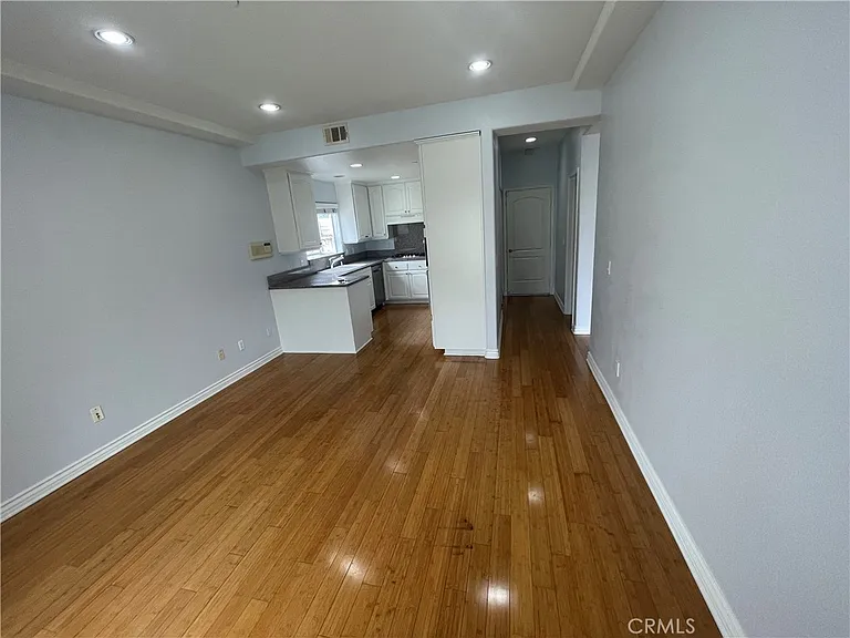 413 N Elena Ave #C — Photo 9
