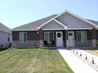 409 S 3rd St, Seward, NE 68434