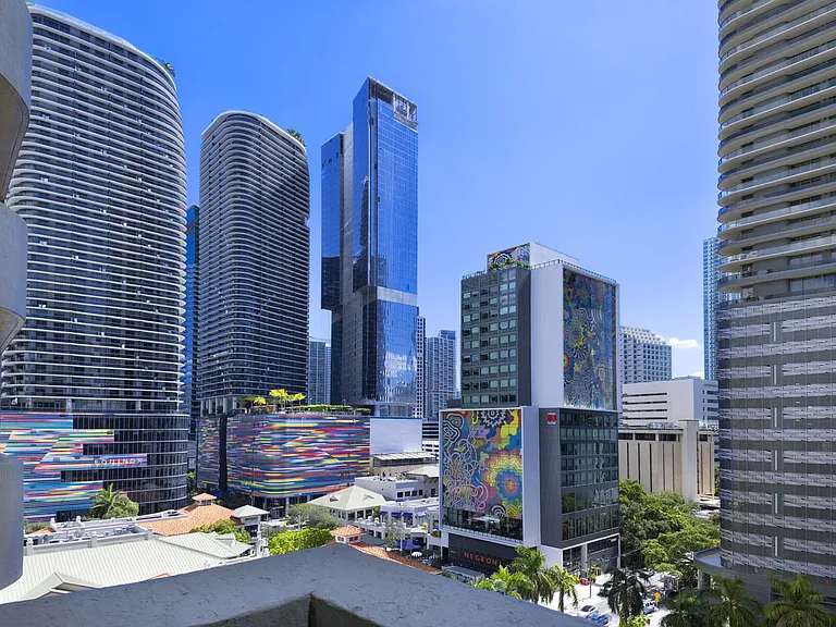 Camden Brickell — Photo 15