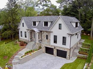 317 Ropes Rd, Englewood Cliffs, NJ 07632