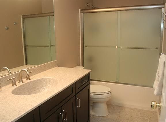 5th image of 7128 Saint Albans Way