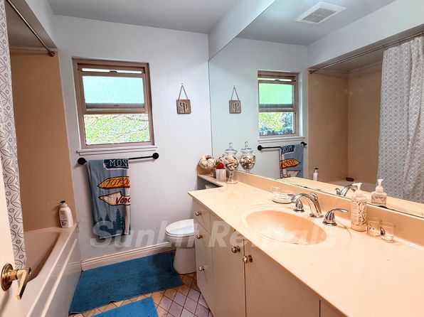 3 bedroom rental in Delta — photo 17