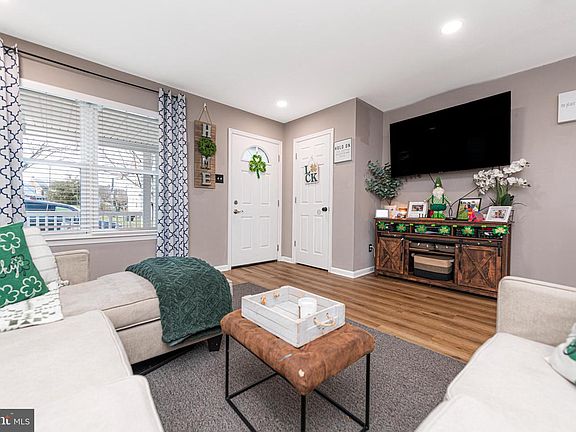 5th image of 527 May St