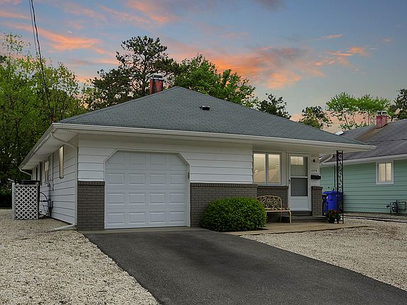 2nd image of 1776 Mount Everest Ln