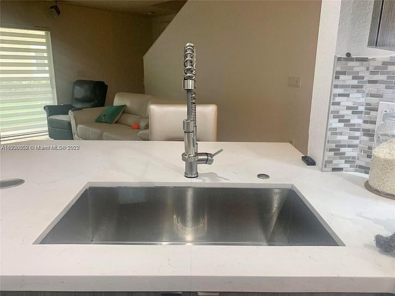 4th image of 5962 Royal Way #0