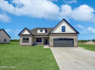 2111 Staysail Drive, Elizabeth City, NC 27909