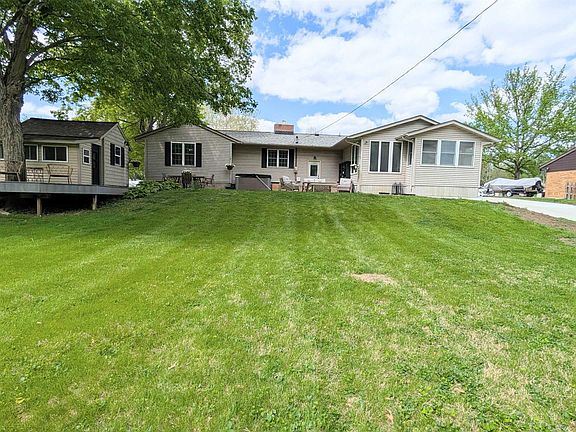 5th image of 804 Hilldale Ave
