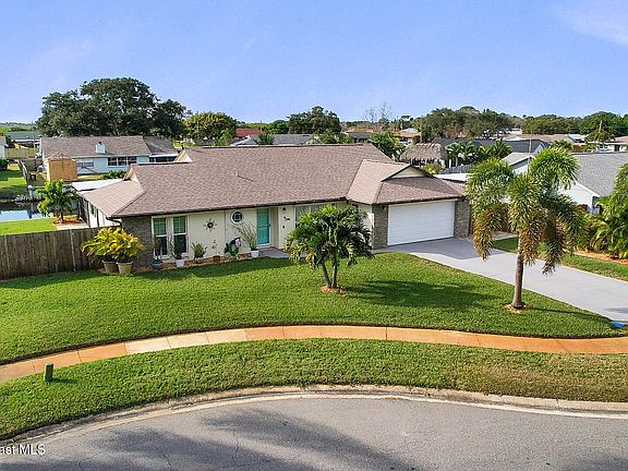2nd image of 2245 Chevalier Pl