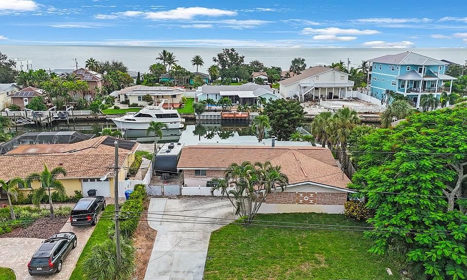 1st image of 3560 BEACH DRIVE SE
