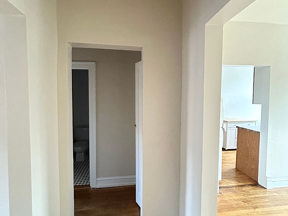 4th image of 1370.5 W Estes Ave #3S