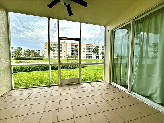 4th image of 10700 NW 66th St APT 112
