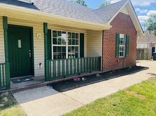 902 Regalwood Ct, Smyrna, TN 37167