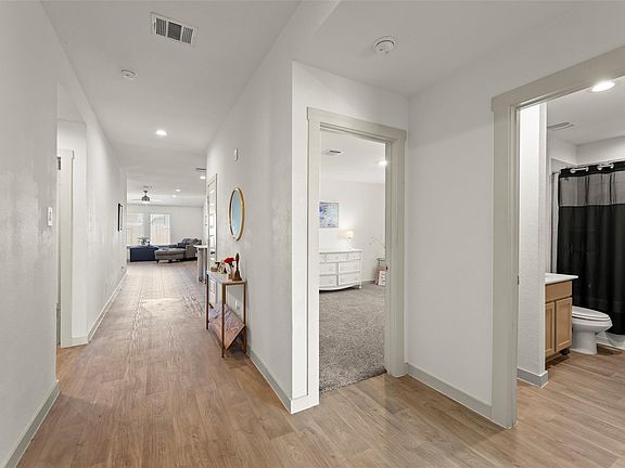 4th image of 8114 Buck Ln
