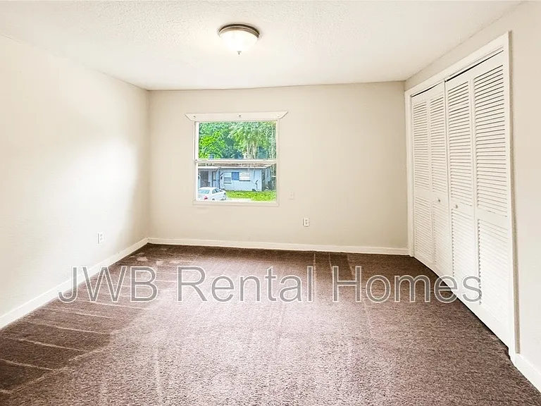 3933 Boulevard #2 — Photo 13