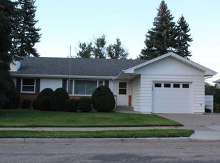 122 E Owens Ave, Bismarck, ND 58501