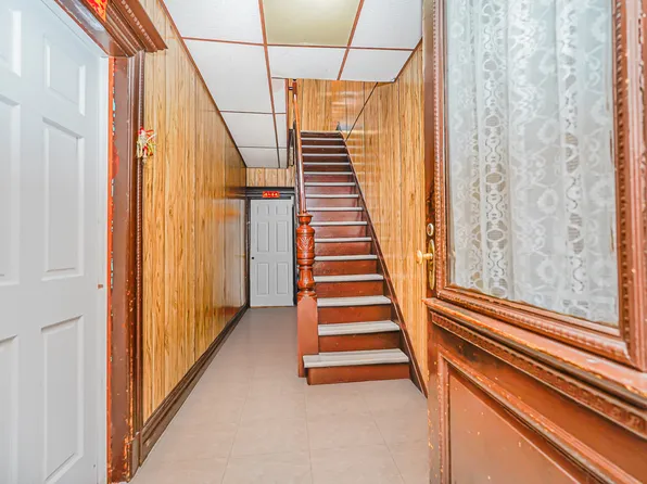 654 58th Street image 3 of 22
