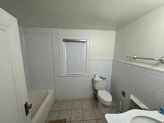 5th image of 663 Eastmoor Blvd