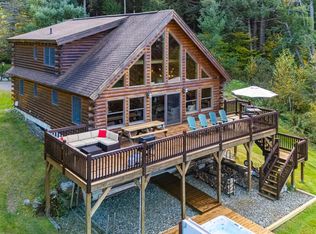 260 Mansfield View Road, Stowe, VT 05672