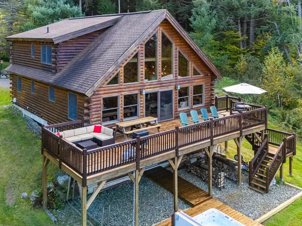 260 Mansfield View Road, Stowe, VT 05672