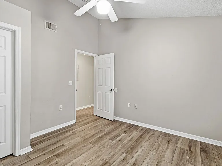10000 SW 52nd Ave #159 — Photo 12