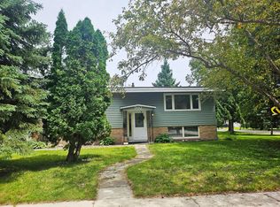 702 NE 2nd Ave, Grand Rapids, MN 55744