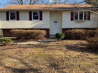 728 Kleckner Rd, Bensalem, PA 19020