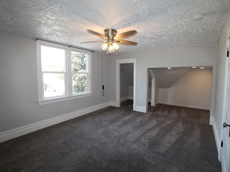 1306 E Montgomery Ave — Photo 34