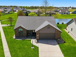 1503 Classic Lake Cv, Huntertown, IN 46748