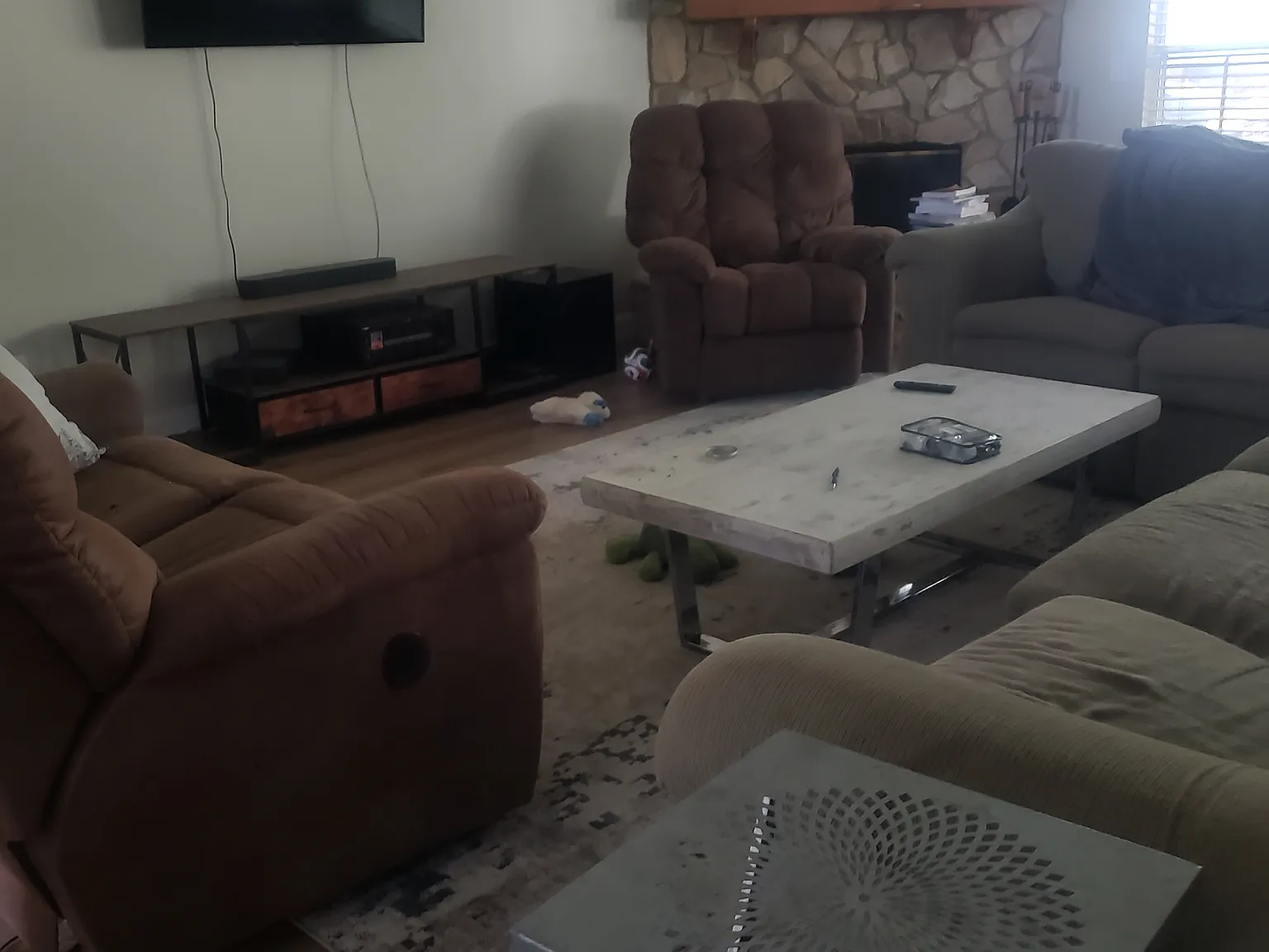 3 bed, 1750 sqft, $710 — Photo 3