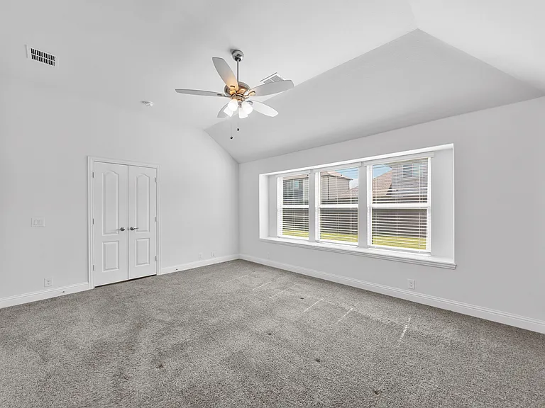7404 Hawthorne Way — Photo 38