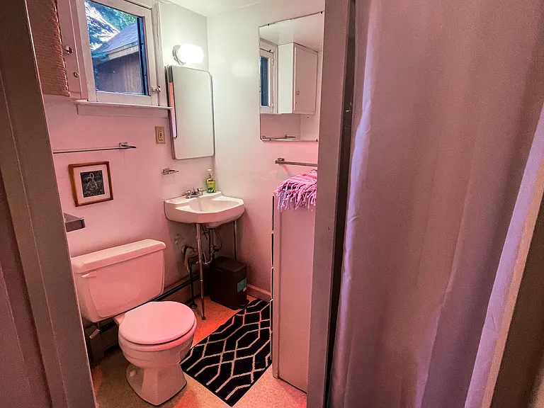 4805 W Lake Blvd — Photo 3
