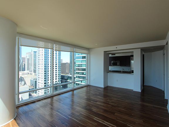 5th image of 425 1st St Unit 1606
