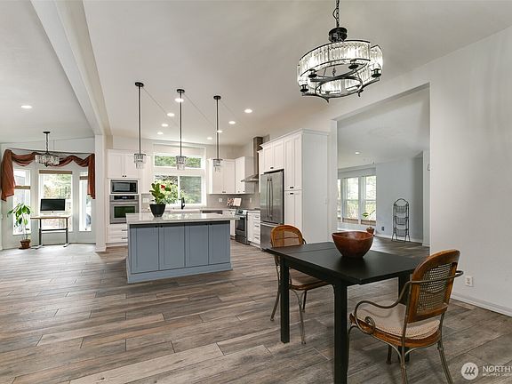 3rd image of 2306 Wellman Place