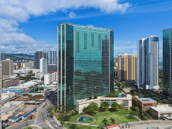 1177 Queen St APT 2909, Honolulu, HI 96814