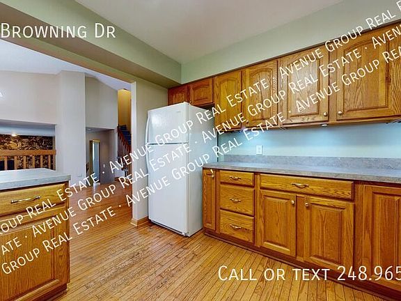 5th image of 2675 Browning Dr