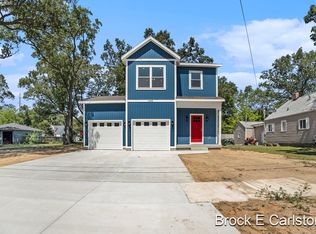 1488 Ducey Ave, Muskegon, MI 49441