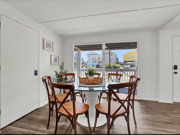 1027 S Shore Dr — Photo 17