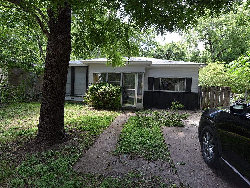 1st image of 704 Ellis St