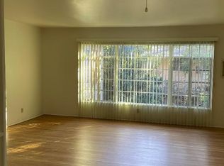 5840 Woodman Ave #1, Van Nuys, CA 91401