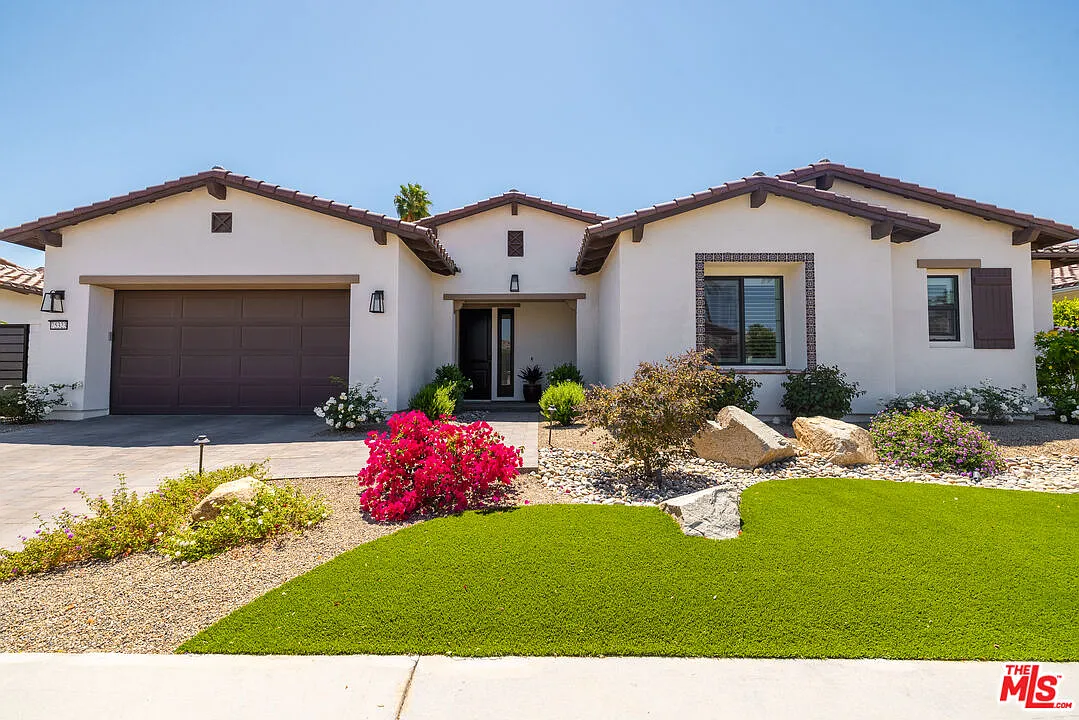 3 bed, 3.5 bath, 2697 sqft, $7,000 — Photo 3