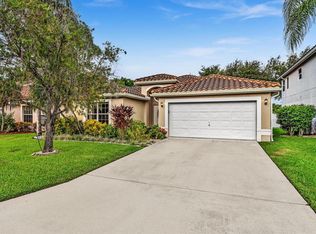 10946 Crescendo Cir, Boca Raton, FL 33498