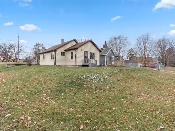 1002 Pine St, Crosby, MN 56441