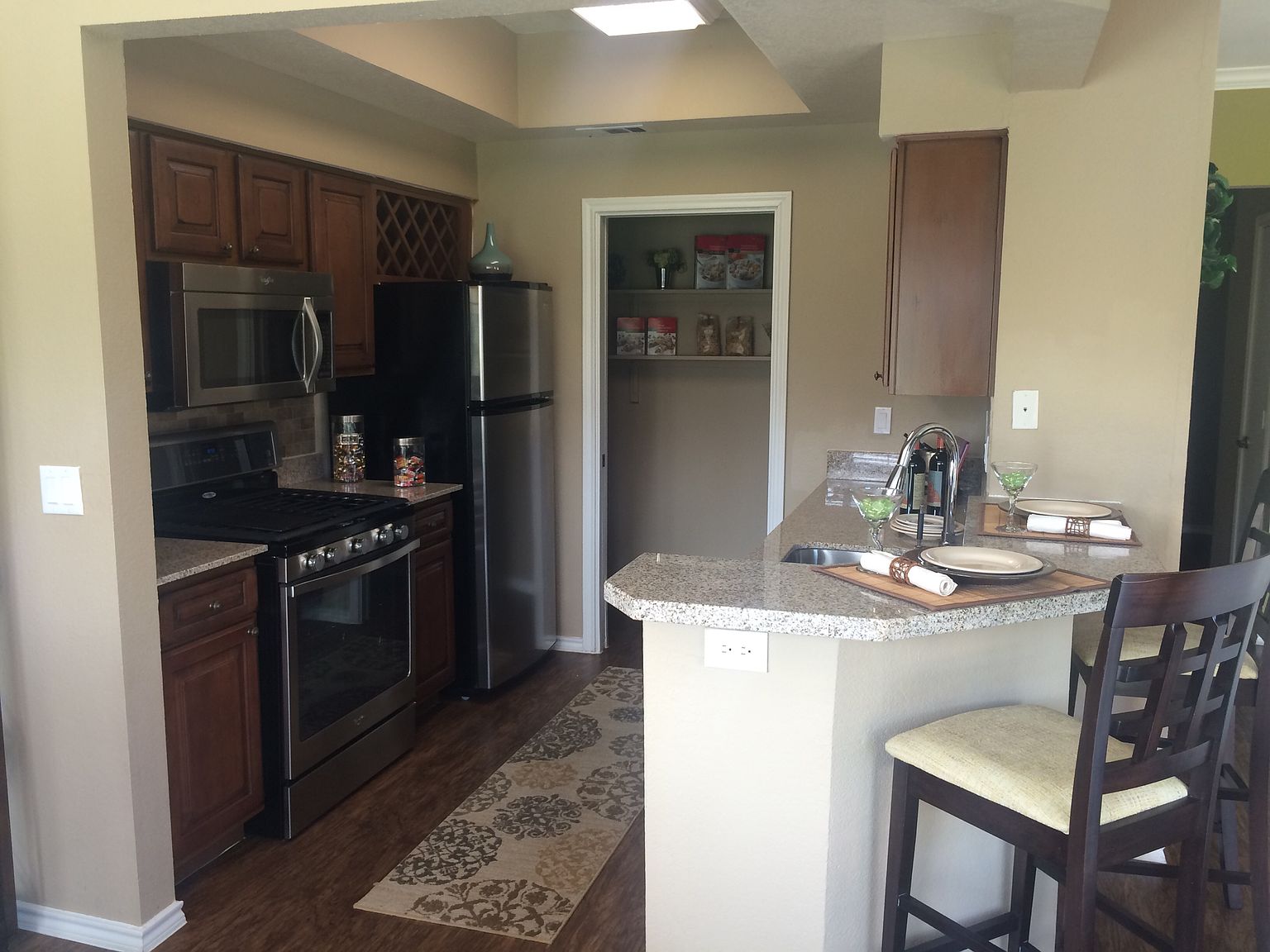 waters edge apartments plano tx zillow