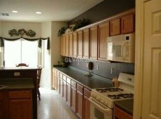 621 Sterling Spur Ave, North Las Vegas, NV 89081