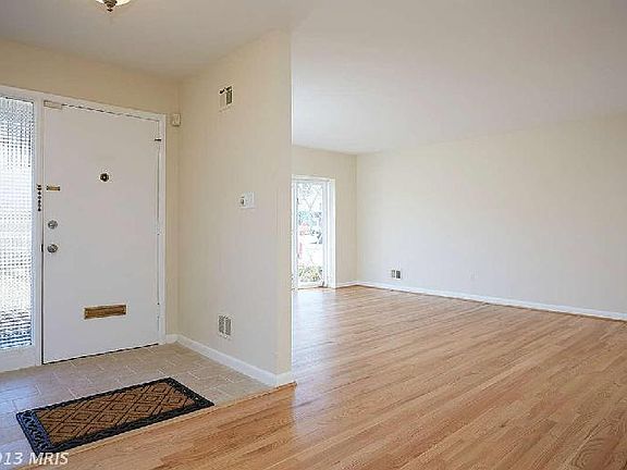 4th image of 7600 Leesburg Dr
