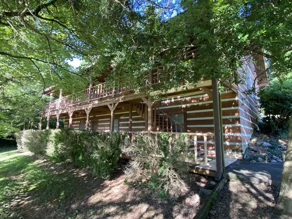 2233 Hitchcock Dr, Cookeville, TN 38506