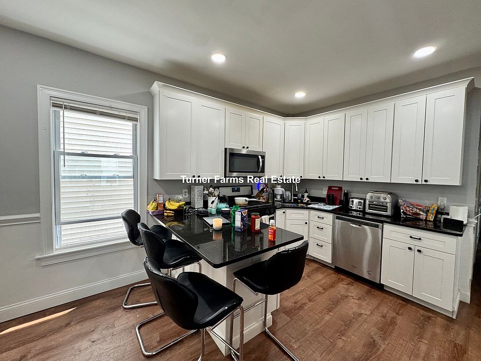 1st image of 38 Crescent Ave #1A